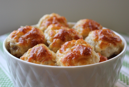 Cheesy Chicken Meatballs (550x369)