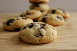 Soft Raisin Cookies (550x367)