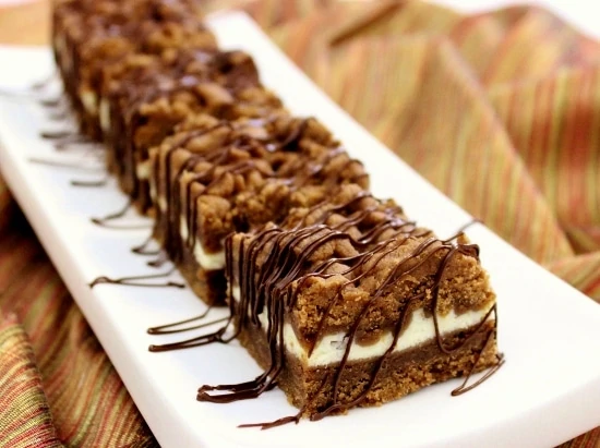 Chocolate Shortcake Bars With Ricotta Filling2 (550x411)