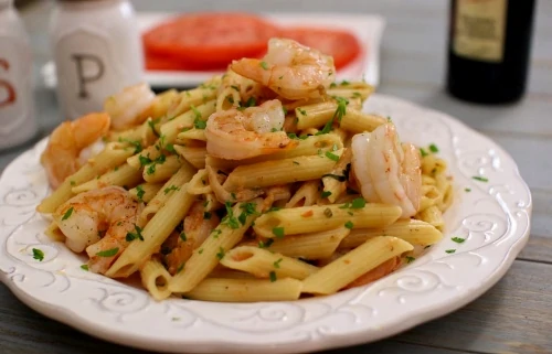 Penne With Creamy Tomato Vodka Sauce and Seared Shrimp (500x321)
