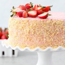 Featured image of post Steps to Make Strawberry Mousse Cake Filling Recipe