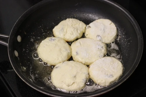 Sirniki (Russian Farmer's Cheese Pancakes)-1-25