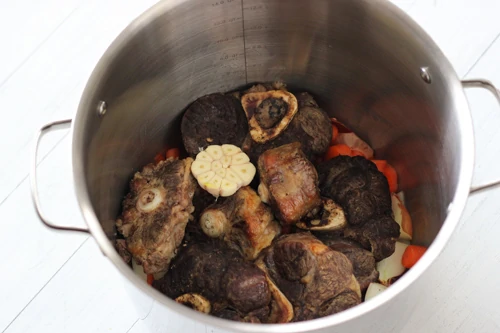 Homemade Beef Broth-1-4
