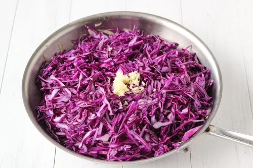 Braised Sweet and Sour Purple Cabbage-1-4