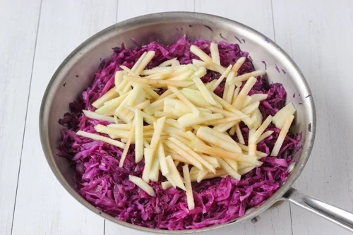 Braised Sweet and Sour Purple Cabbage-1-9