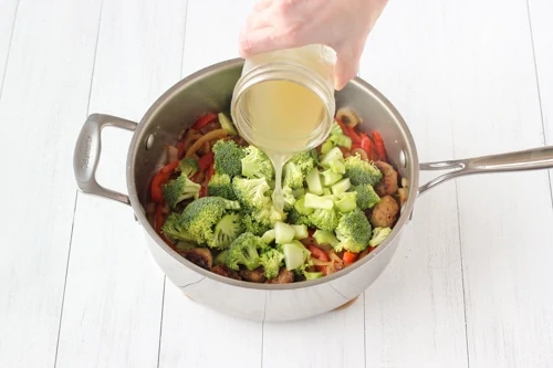 Sausage, Peppers and Broccoli With Pasta-1-5