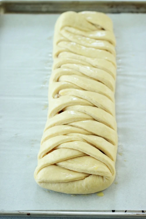 Strawberry Cheesecake Danish Braid-1-14