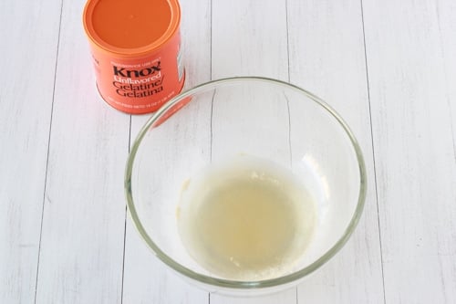 Strawberry Pretzel Salad-1-15