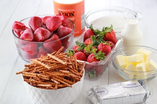 Strawberry Pretzel Salad-1-2