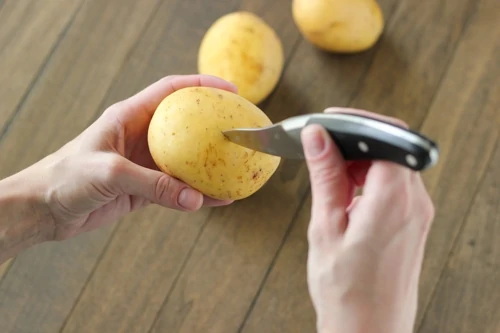 Baked Potatoes On the Grill-1-2