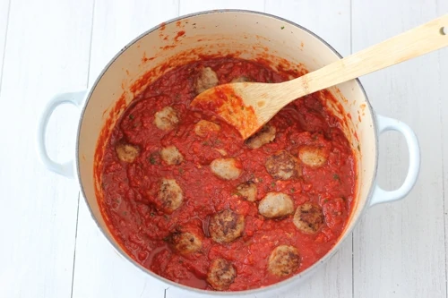 Meatballs With Marinara Sauce-1-11