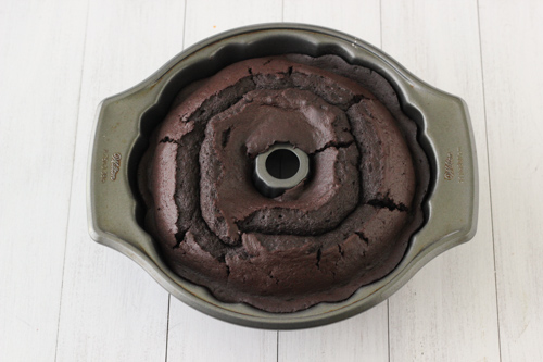 Chocolate Sour Cream Bundt Cake-1-13