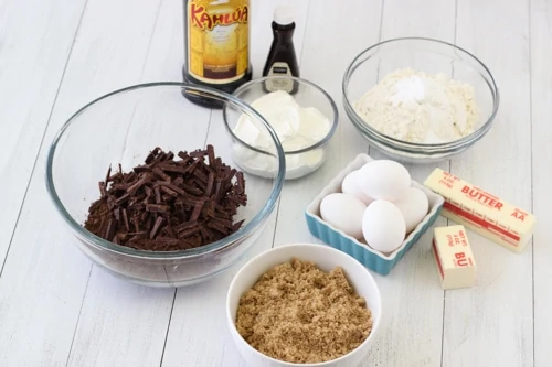 Chocolate Sour Cream Bundt Cake-1