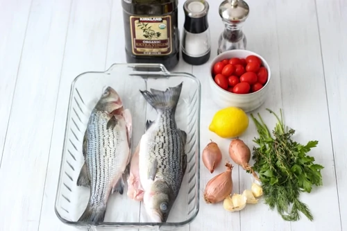 Striped Bass With Tomatoe and Herbs-1-3