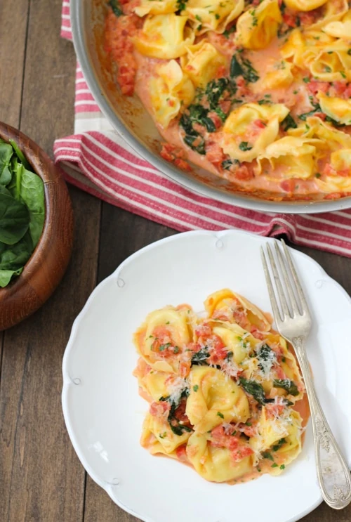 Tortellini With Creamy Tomato Sauce-1-15