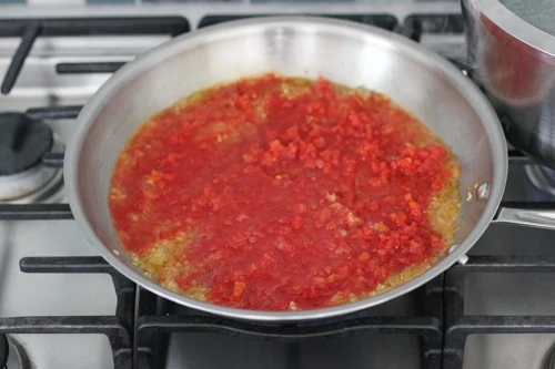 Tortellini With Creamy Tomato Sauce-1-6