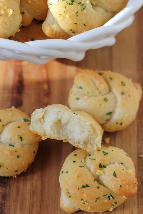 Garlic and Herb Knots-1-23