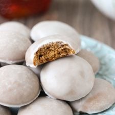 Pryaniki - Russian Honey Spice Cookies-image