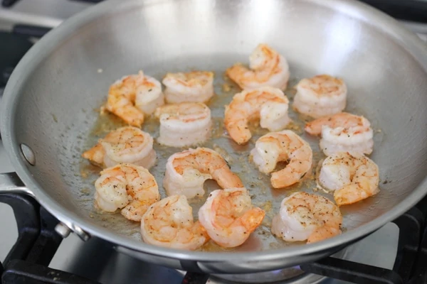 Saucy Shrimp With Sun Dried Tomatoes and Feta-1-36