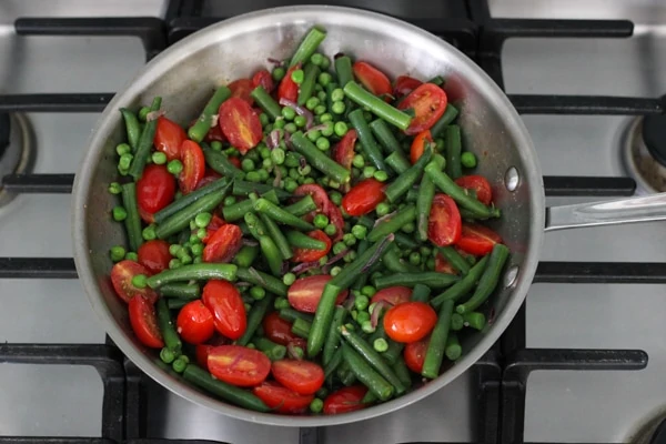 Sauteed Beans, Peas and Cherry Tomatoes-1-11