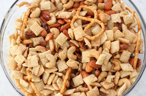 Tropical Chex Party Mix-4