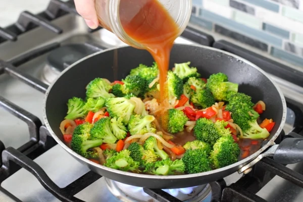 Chicken and Broccoli Stir Fry-1-13