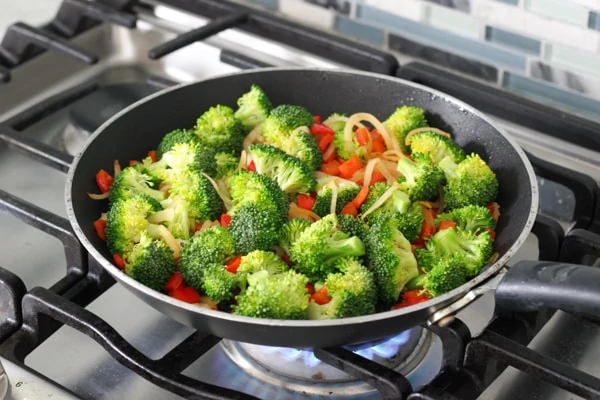 Chicken and Broccoli Stir Fry-7