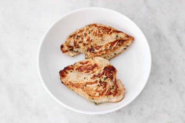Mediterranean Chicken Pita Wraps-10