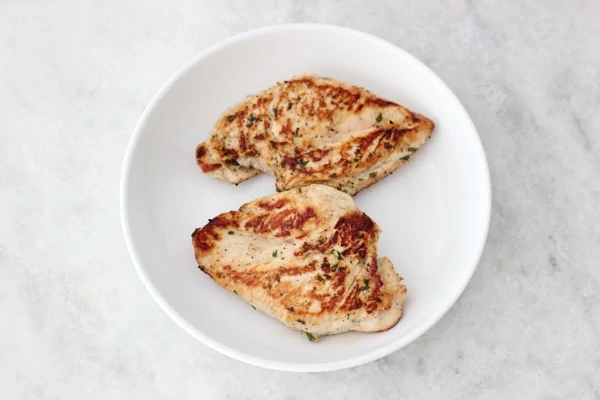Mediterranean Chicken Pita Wraps-10
