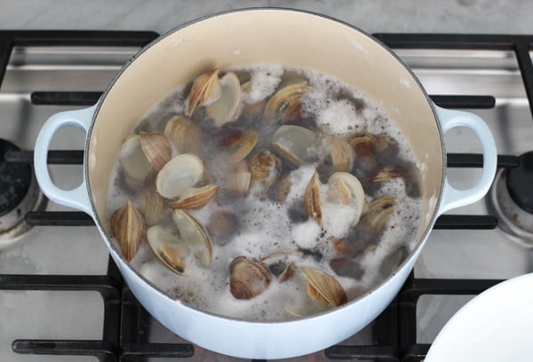 Creamy Clam Chowder-3