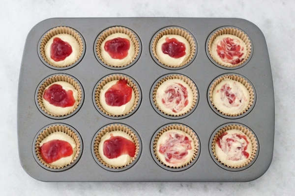 Raspberry Swirl Cupcakes-7