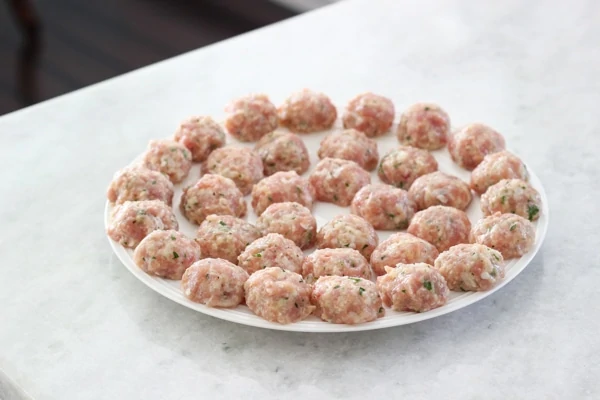 Chicken Meatballs With Caprese Couscous-5