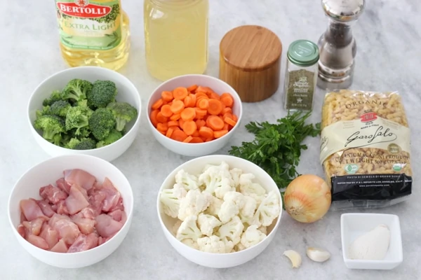 Easy Chicken, Broccoli, Cauliflower and Carrots in a Cream Sauce-1-14