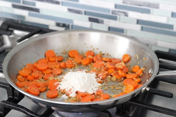 Easy Chicken, Broccoli, Cauliflower and Carrots in a Cream Sauce-1-19