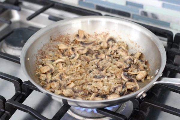 Zucchini and Mushroom Orzo-4