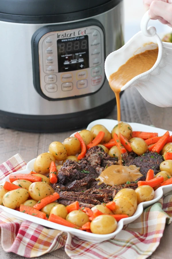 10 QT INSTANT POT  CHUCK ROAST DUO NOVA TEN QUART in ONE POT ROAST 