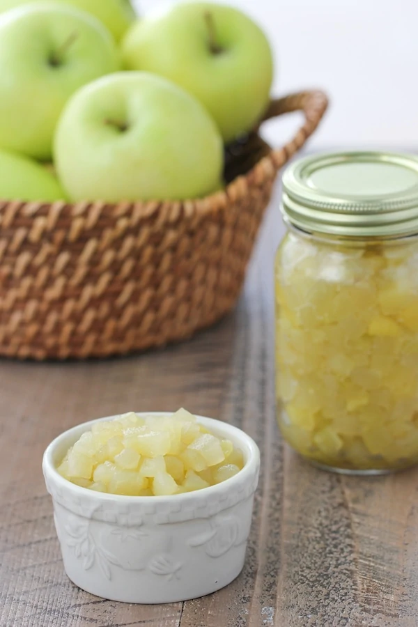 Apple Filling - a quick and easy stovetop recipe to use in cookies and pastries or as a topping