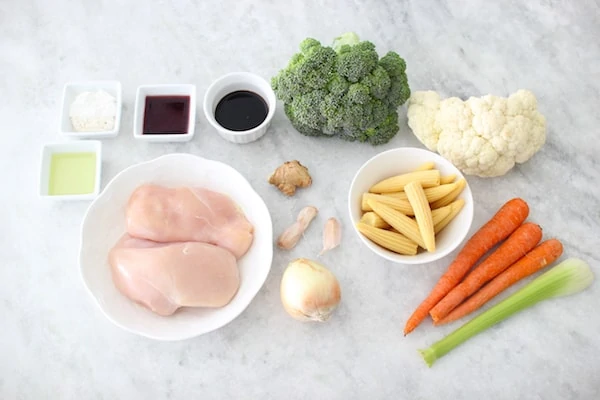 Ingredients for velveted chicken stir fry