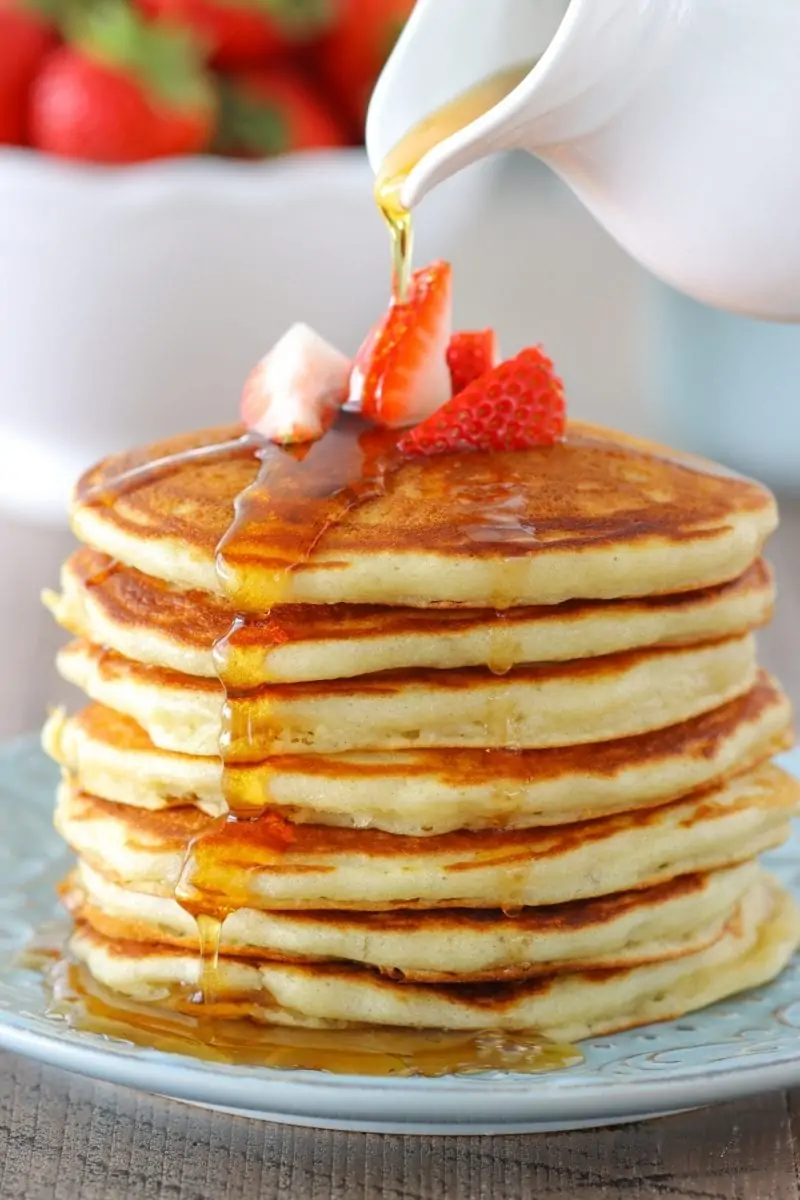 The fluffiest and most tender buttermilk pancakes. 