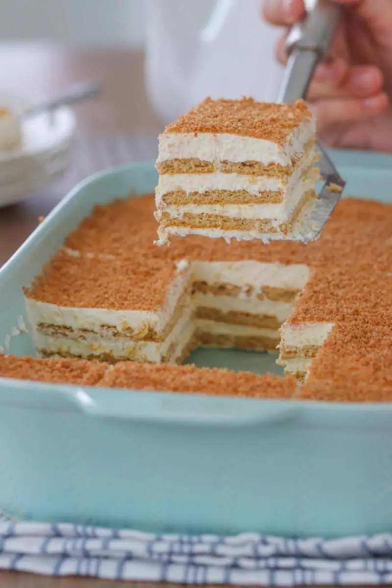 Graham Cracker No Bake Cake made with only 5 ingredients