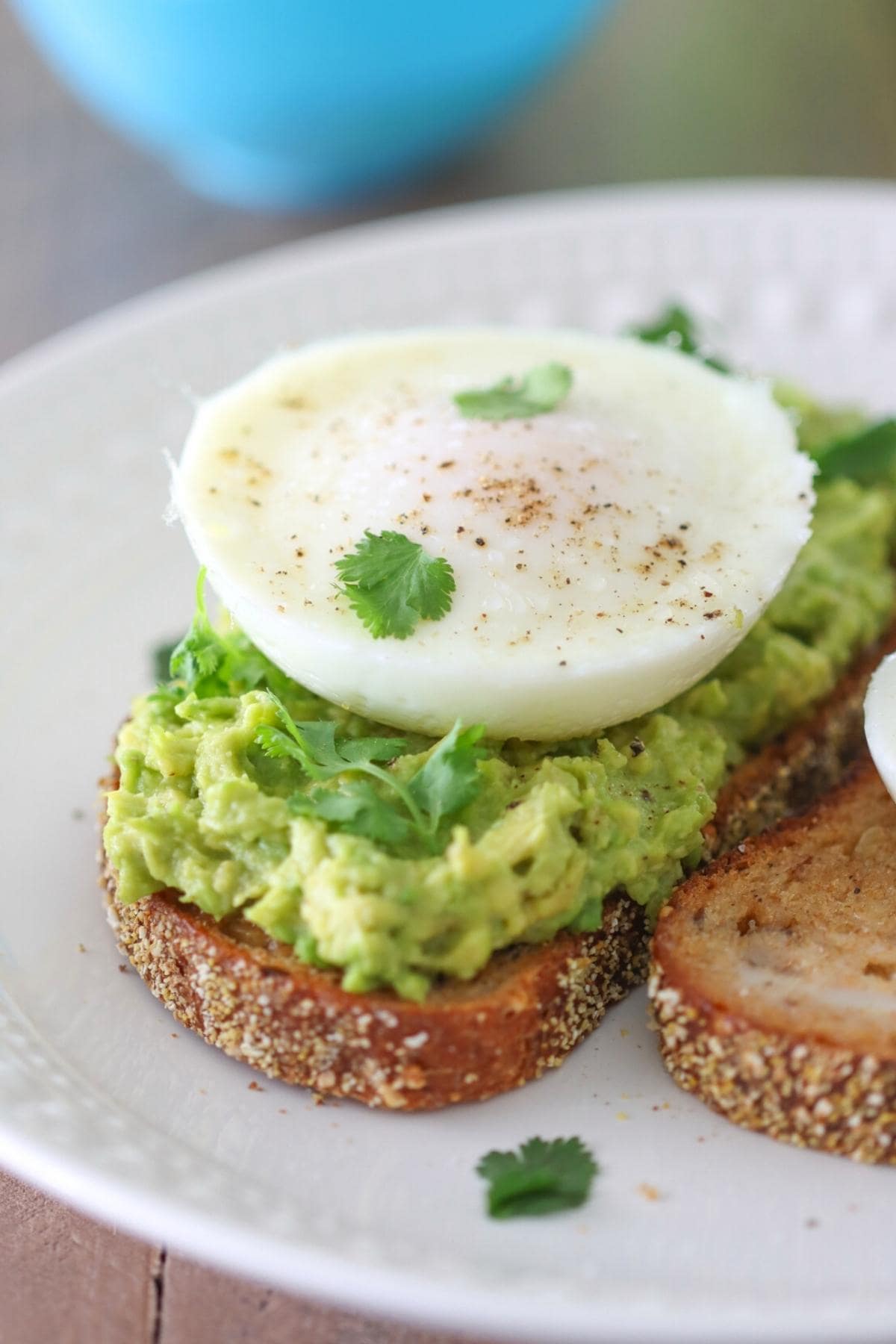 Making Poached Eggs the Easy Way with Egg Poacher Cups