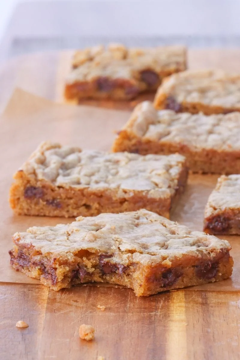 Chocolate Chip Cookie Bars - chewy, soft and made with brown butter, so they have an amazing toffee flavor. 